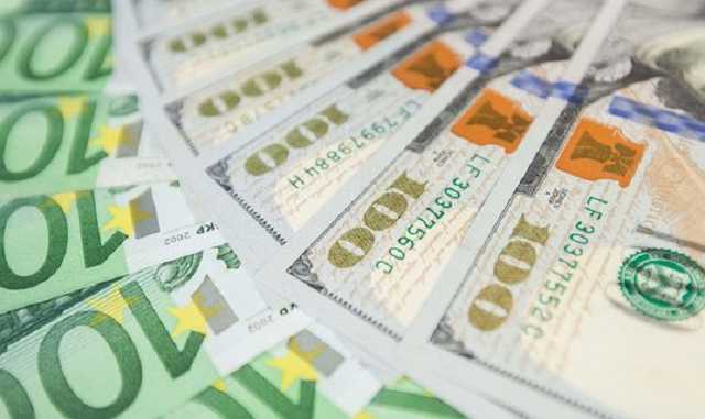 Доллар и евро подскочили в цене: опубликован курс в банках Украины