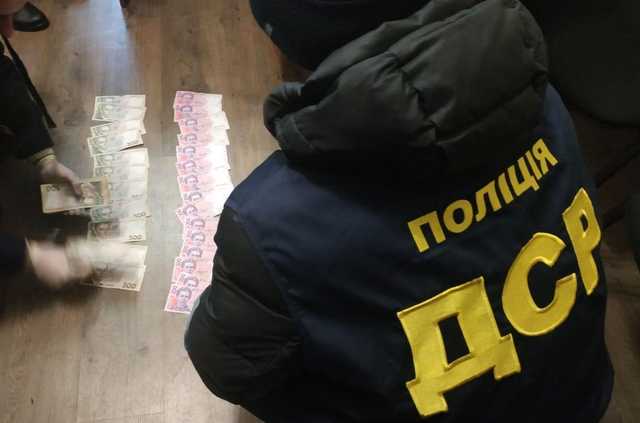 Чиновник Николаевского горсовета задержан на взятке 30 тыс. грн, - Нацполиция