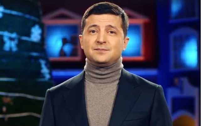 Зеленський скористався низькоякісним плагіатом, – екс-депутат про новорічне привітання президента