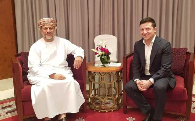 Вранье на вранье. Зеленскому пришлось срочно организовать «официальную встречу» в Омане