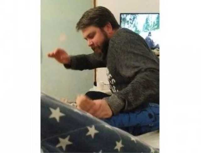 Появилось видео, как сын депутата от «Оппоблока» бьет своего ребенка