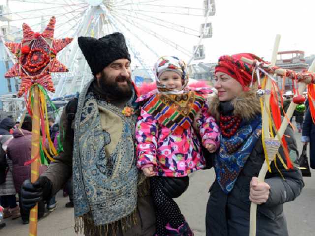 В Киеве с размахом отмечают Рождество: яркие фото праздника