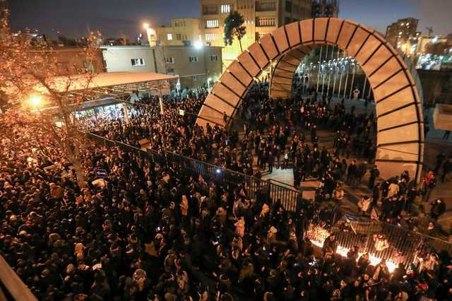 Сили безпеки Ірану застосували сльозогінний газ проти демонстрантів