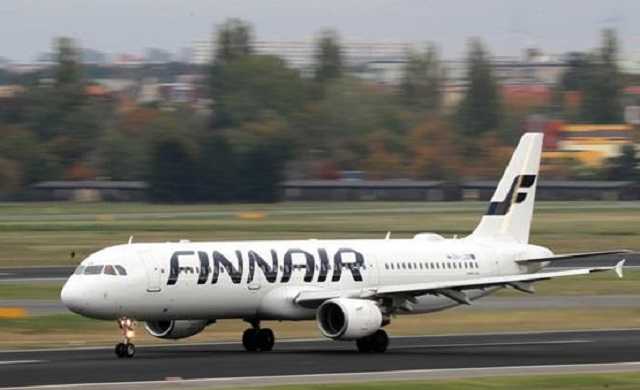В аэропорту Хельсинки один из членов экипажа выпал из самолета