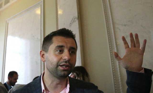 «Секс-скандалисту» Яременко, наконец, подыскали замену