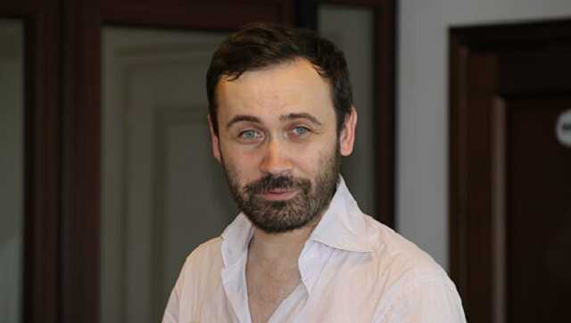 "Вопросов сейчас два", - Илья Пономарев о "хитрой" отставке Медведева и многоходовочке Путина