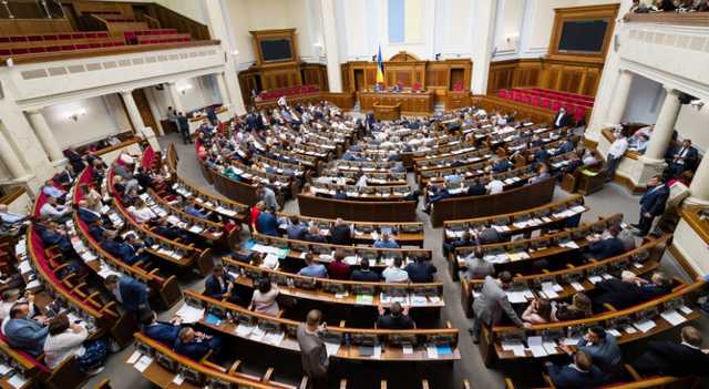 Верховна Рада ухвалила закон про повну загальну середню освіту