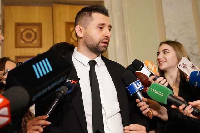 Арахамия: В кабинете, где записывались переговоры Гончарука, обсуждаются вопросы нацбезопасности