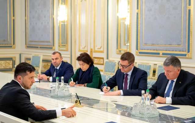 Зеленский дал силовикам две недели на установление причастных к «прослушке» Гончарука