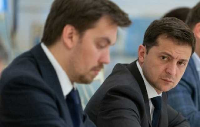 Почему "примитивный" не уволил "профана" и что теперь будет с правительством