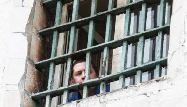 Українські «зони» знову стають схожими на «підвали» в ОРДЛО?