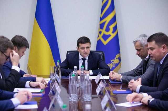 Зеленский требует уменьшить напряжение с Россией: суть новой Стратегии