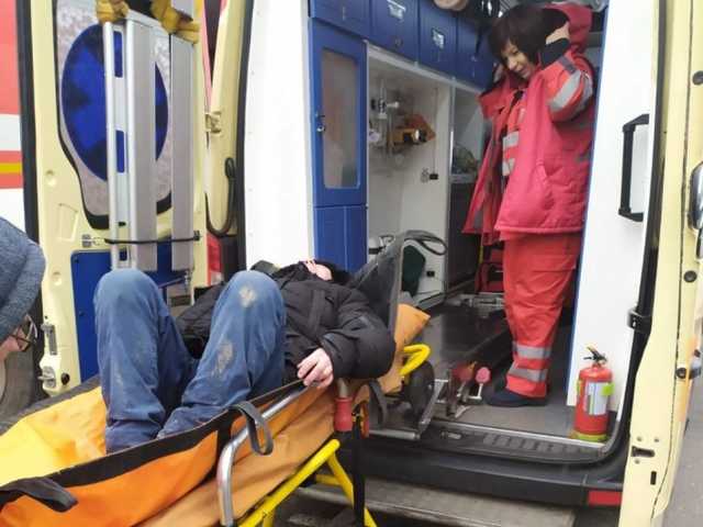 В Запорожье на Крещение мужчине стало плохо на берегу водоема