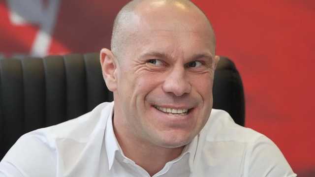 Кива сменил покровителей и решил стать нардепом-телезвездой