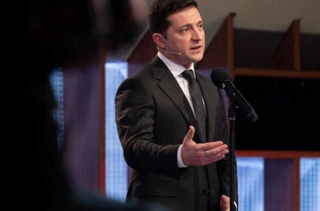 Зеленский в Давосе дал свой номер телефона крупнейшему миллиардеру