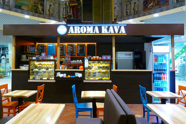 Популярная кофейня Киева попала в скандал с ветераном АТО: подробности