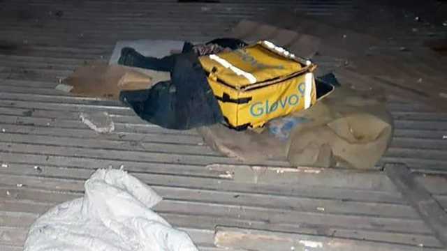 Нашли побитым и без обуви: Подробности смерти курьера Glovo в Киеве