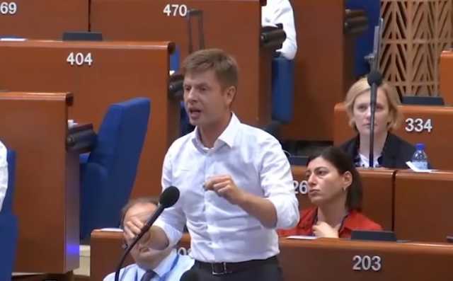 "Гамарджоба, госпожа президент!" - Гончаренко задал неудобный вопрос в ПАСЕ Саломе Зурабишвили