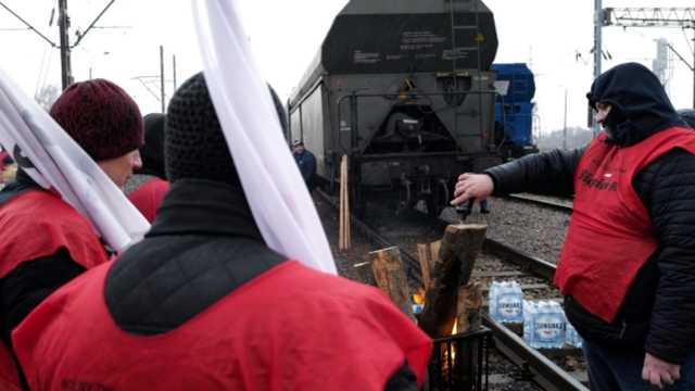 “Сюди не в’їде жодне російське вугілля”: у Польщі почались масові протести проти Росії