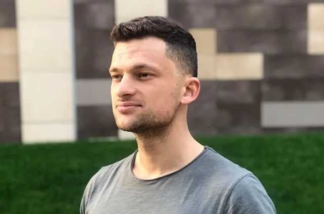 Дубилет предлагает привязать размер премий президента, премьера и спикера к росту ВВП