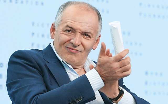 Банк Пинчука, который покупает Ярославский, увеличил уставный капитал на треть