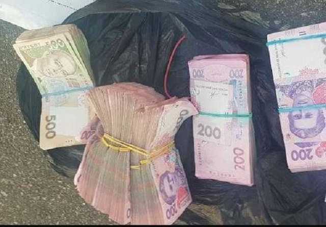 В Одессе нашли очередной пакет с деньгами: теперь – в "новой мэрии"