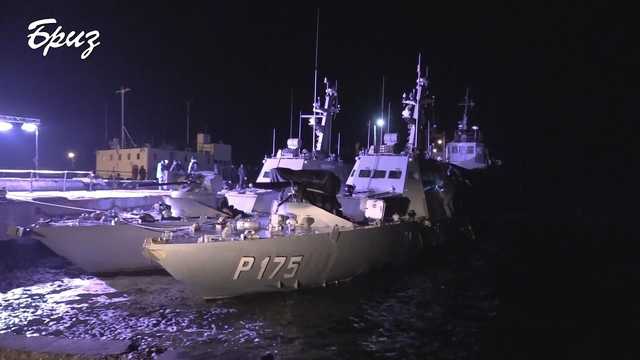 Віддані Росією катер “Нікополь” і буксир “Яни Капу” нарешті стають на ремонт