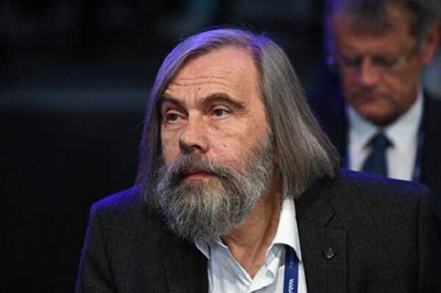 "Пригвоздить к позорному столбу украинскую политику": друг Медведчука дал скандальное интервью пропагандистам