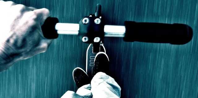 Украинцам на гиробордах, моноциклах и cигвеях хотят ввести штрафы за нарушение ПДД