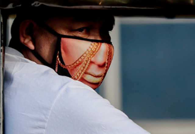 Коронавирус: спрос на маски в Украине вырос в 50 раз, цены — вдвое