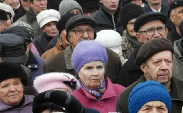 Украинцам разъяснили новые правила выхода на пенсию