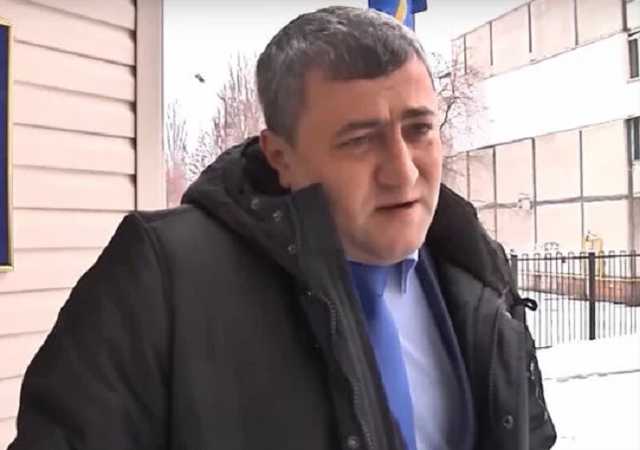 Как зарплата за 20 лет: всплыли элитные квартиры и авто топ-чиновника новой таможни