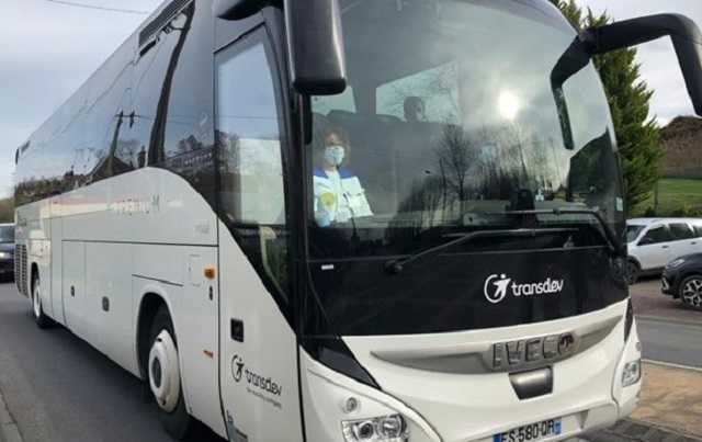 Эвакуация из Уханя во Франции: туристы выезжают, местные нервничают