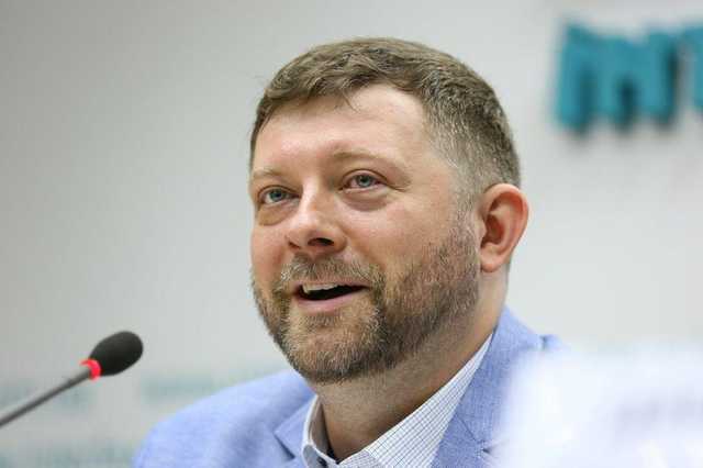 Стала известна зарплата председателя партии “Слуга народа”