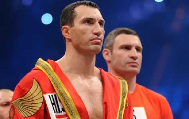 Братья Кличко вошли в топ-20 лучших супертяжеловесов в истории