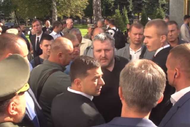 Майор, которого Зеленский обозвал "треплом", подал в суд