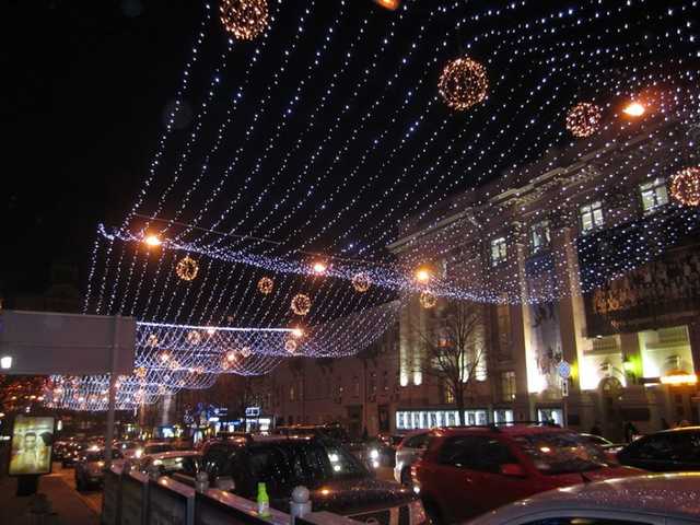 Чиновников "Киевгорсвета" подозревают в злоупотреблениях при закупках товаров для наружного освещения