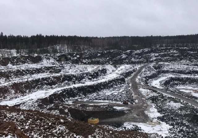 Посадовці “Укрзалізниці” облаштували незаконний кар’єр та завдали збитків довкіллю на 1,3 млрд