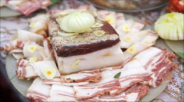 Секретарь СНБО Данилов назвал лук, чеснок и сало лучшим лекарством от коронавируса