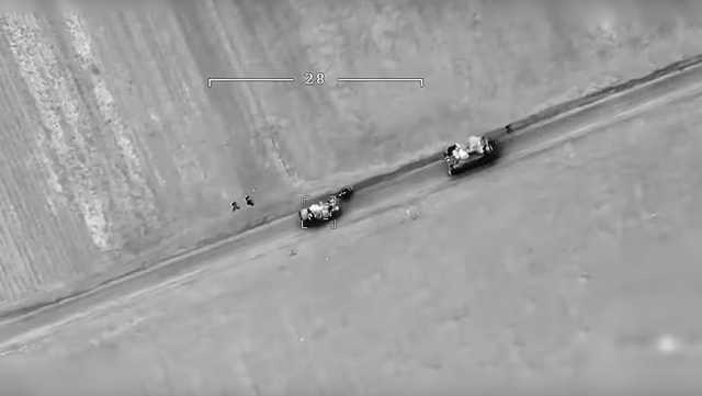 Новые удары турецких дронов сжигают бронетехнику союзников Путина