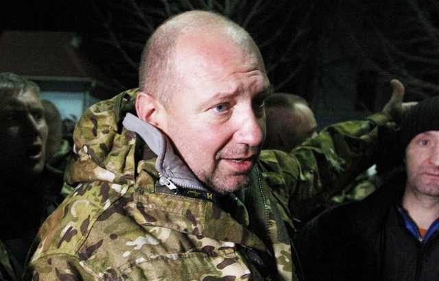 Задержание экс-командира "Айдара" в Греции: к Мельничуку прибыл украинский консул