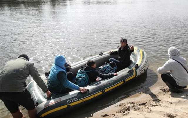 В Грецию прорвались 100 тысяч беженцев из Сирии