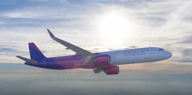 Wizz Air  Ryanair     볿  
