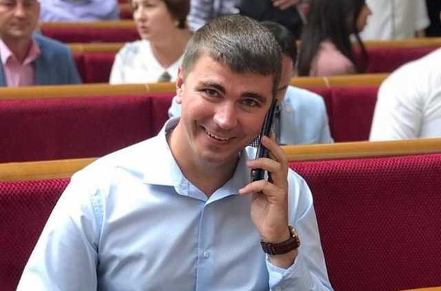 Завтра заменят «зашкварных», – экс-слуга Поляков