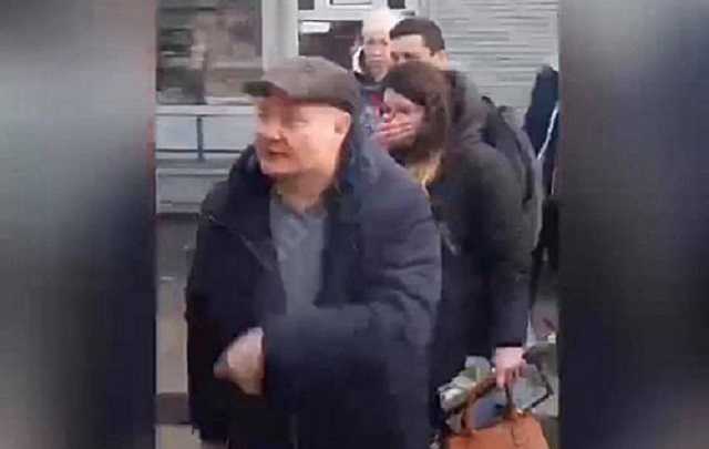 Стали известны новые подробности нападения неадеквата на женщину-полицейского