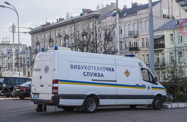 На території аеропорту в Дніпрі виявили боєприпаси часів Другої світової