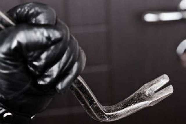 В Луганске убили директора магазина «Изумруд» и его семью