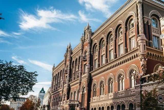 Нацбанк обещает стабильную работу банкоматов во время карантина и готов обеззараживать валюту