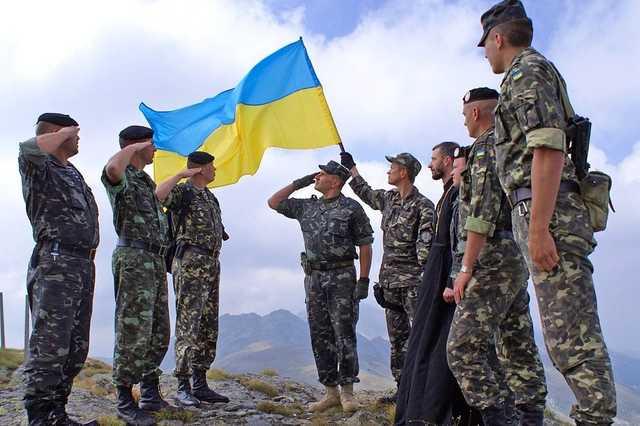 Влада розглядає введення надзвичайного стану, – блогер розкрив інсайд