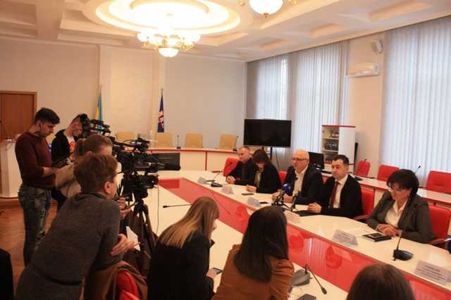 На Тернопільщині зафіксовано 13 підозр на COVID-19